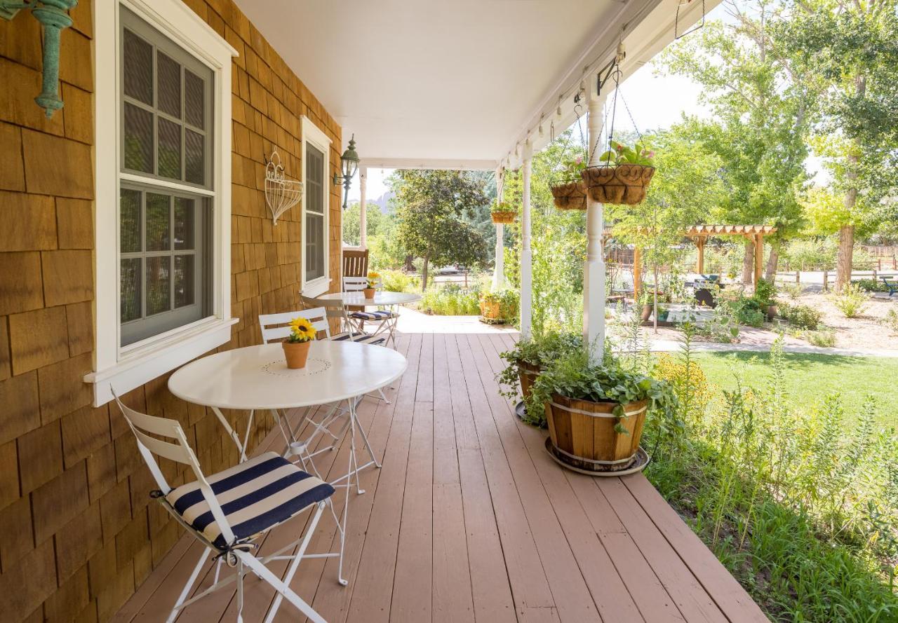 Sunflower Hill Inn Moab Bagian luar foto