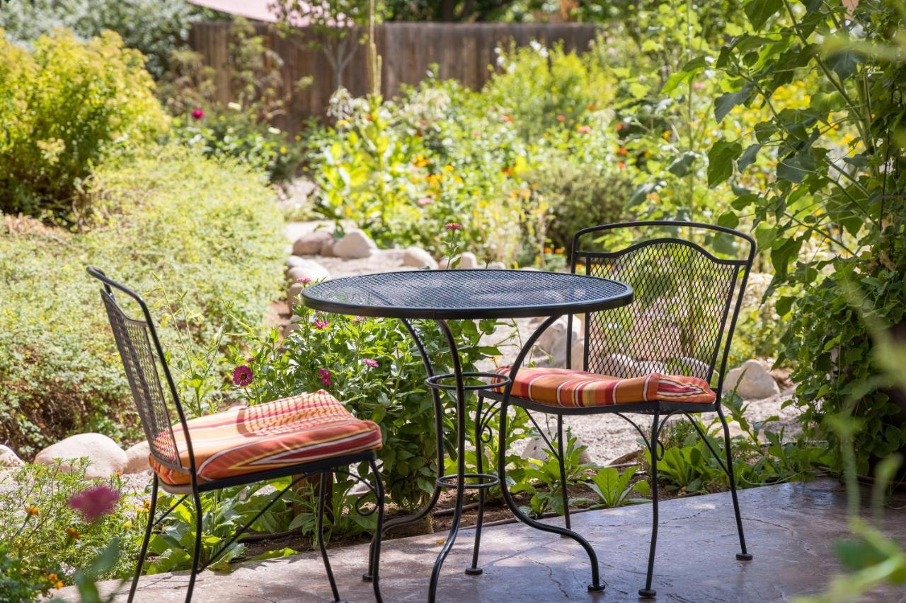 Sunflower Hill Inn Moab Bagian luar foto
